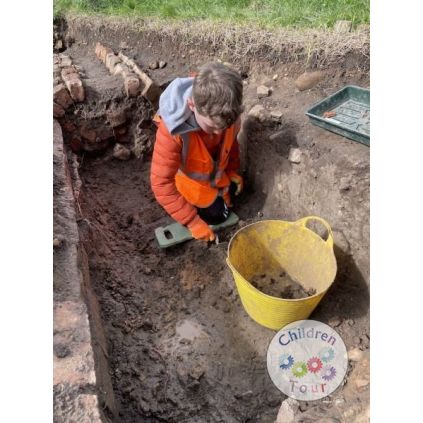 Excursie 'Micul Arheolog' la Urziceni cu activități incluse #childrentour